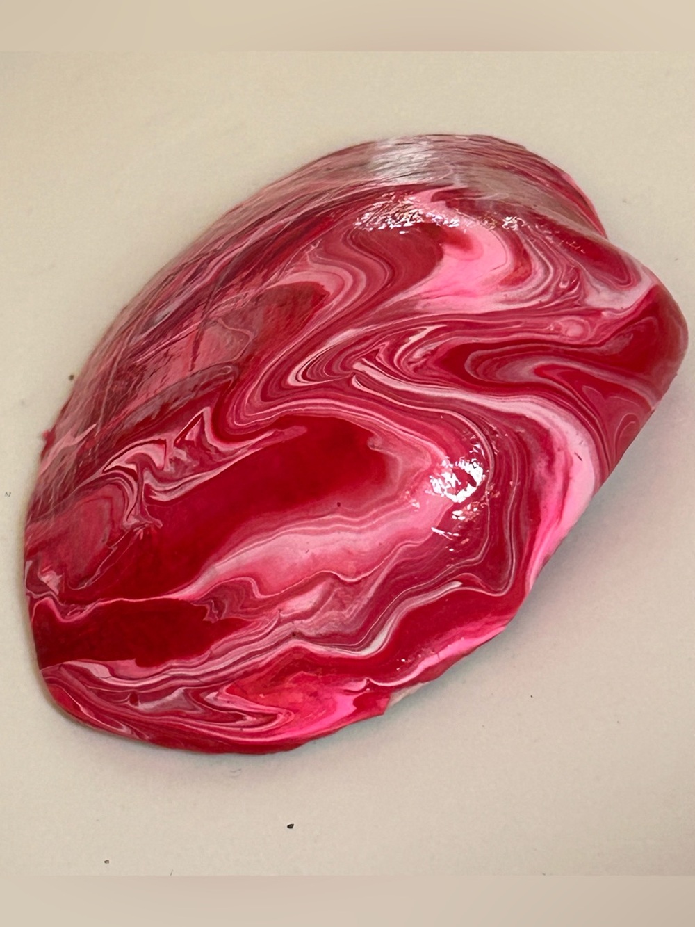 Hand Painted Marbled Pink & Magenta Sea Shell Beach 3”